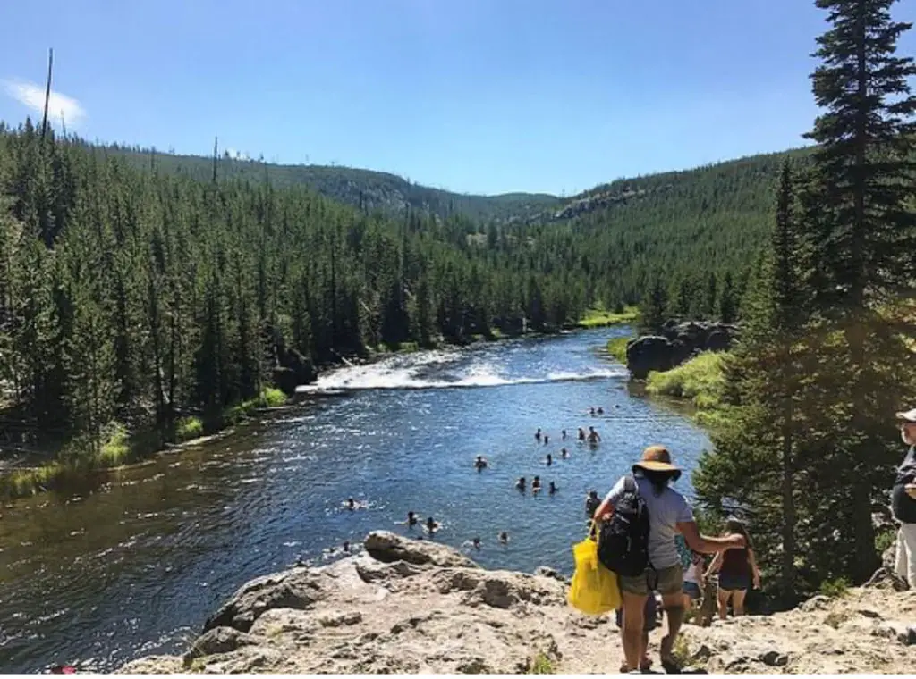 黃石Firehole river